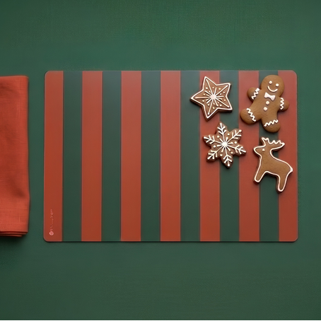 Tovaglietta americana perfetta per feste natale a righe rosse su fondo verde